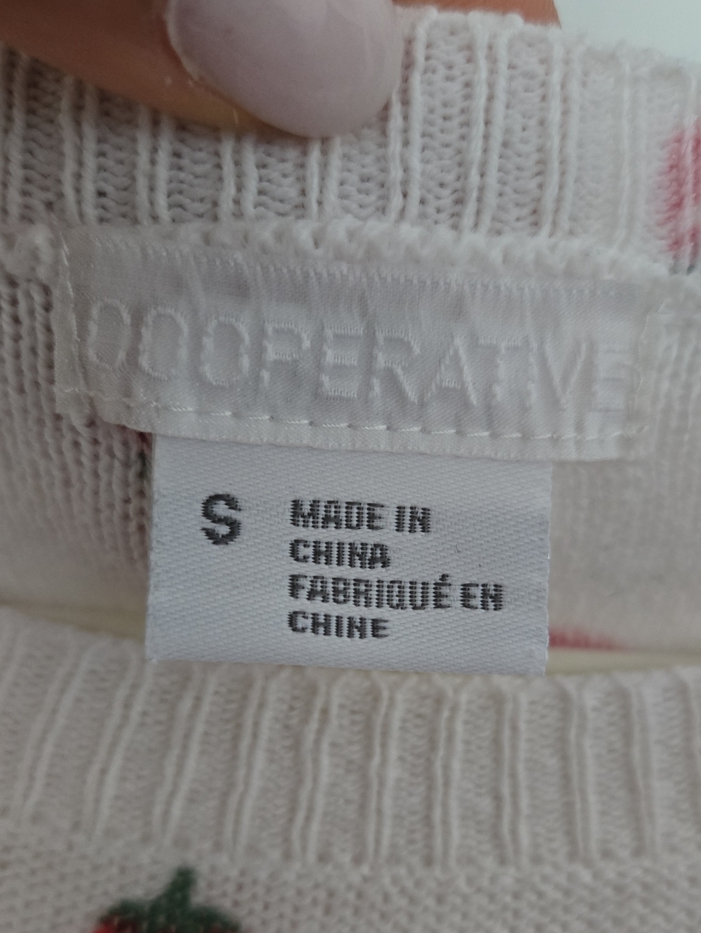 Cooperative Strawberry Print 100% Cotton Lightweight Knit Sweater Top Small - Picture 10 of 11
